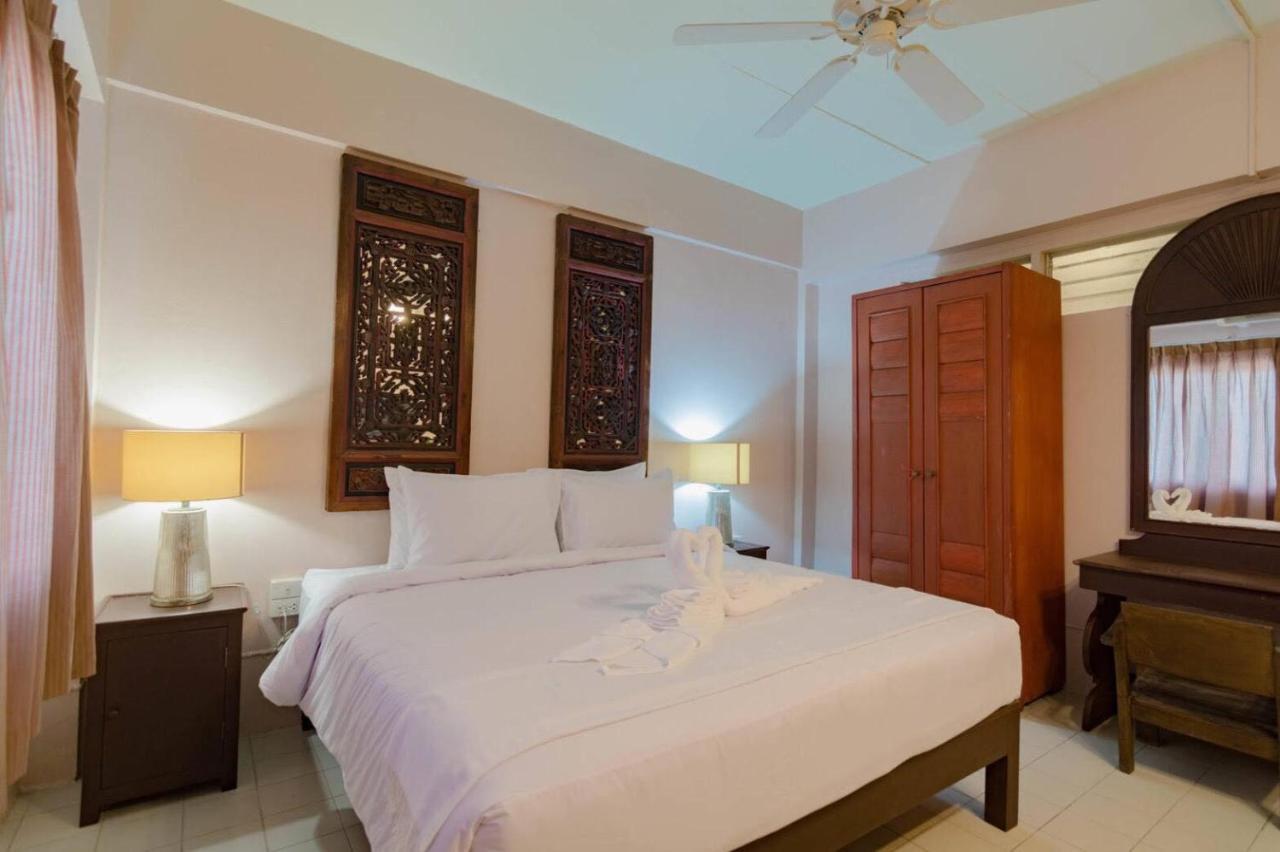 Bed At Beach Hostel Phuket Exterior foto