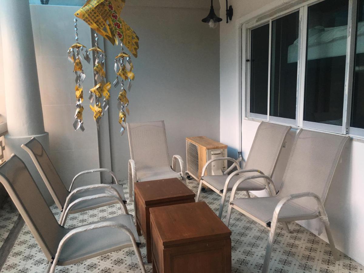 Bed At Beach Hostel Phuket Exterior foto